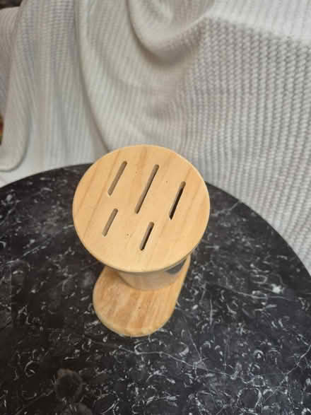 Photo of free Knife stand (W1h 1ju) #1