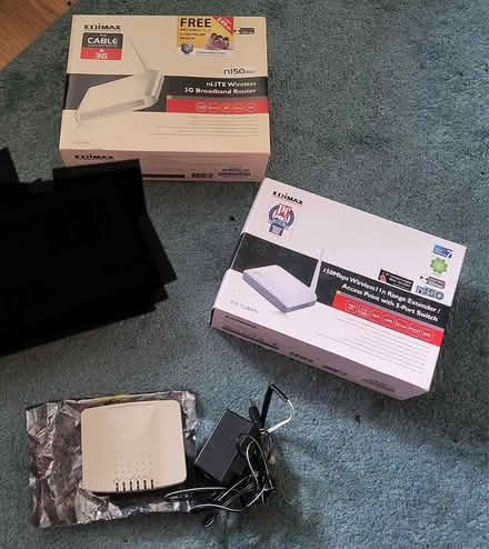 Photo of free Routers, Network Hubs (Devizes - Sarum Drive SN10 5) #1