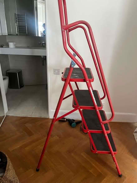 Photo of free step ladder (Holland Park W11) #2