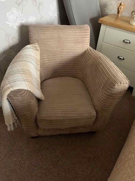 Photo of free Courdroy Chair (Oakenshaw DL15) #2