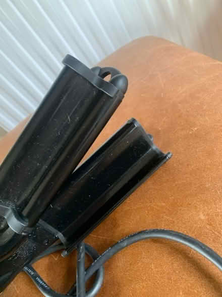Photo of free Hair crimper Toni and guy (Chesham HP5) #2