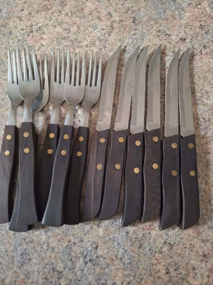 Photo of free Steak knives and forks (Swanley BR8) #1