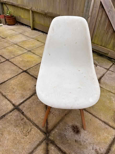 Photo of free x2 kitchen chairs (GU9) #1