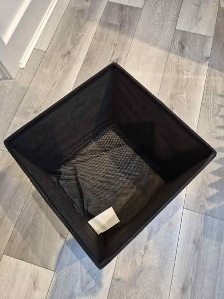 Photo of free Blue fabric cube (Sheering CM22) #2