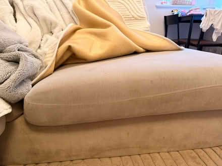 Photo of free Corner sofa (Crowthorne) #4