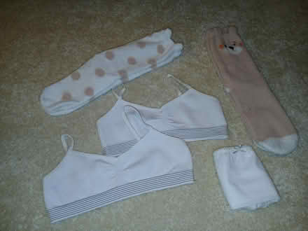 Photo of free Child's age 8 to 9 bundle (Parkhead EH11) #1