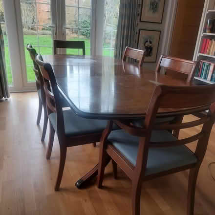 Photo of free Dining table and 6 chairs (BR6) #4