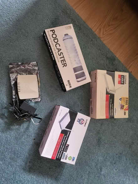 Photo of free Routers, Network Hubs & Microphone (Devizes - Sarum Drive SN10 5) #1
