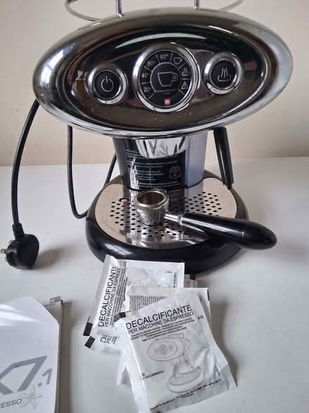 Photo of free Illy Iperexpresso 7 Francis Francis coffee machine (Kenilworth Road DE5) #2