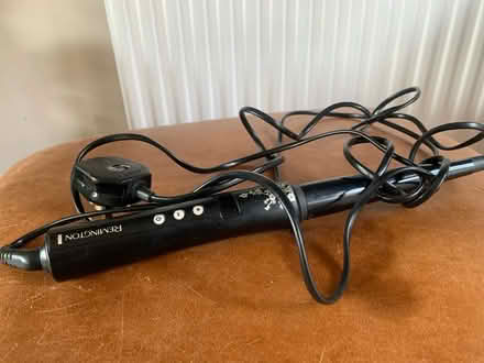 Photo of free Thin curling wand (Chesham HP5) #1