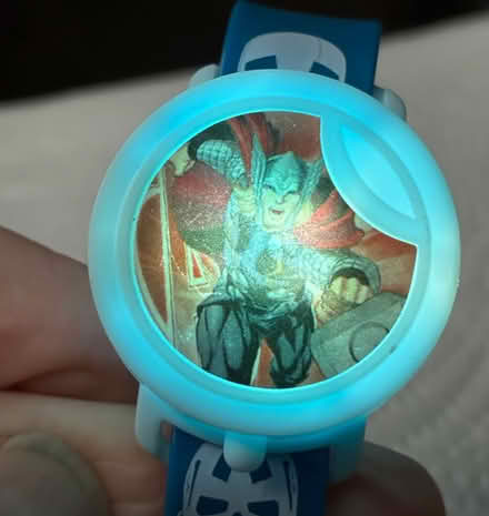 Photo of free Avengers Projecting wristband (Stanford-le-Hope SS17) #1