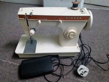 Photo of free Singer "247" Sewing Machine (Highbury N5) #3