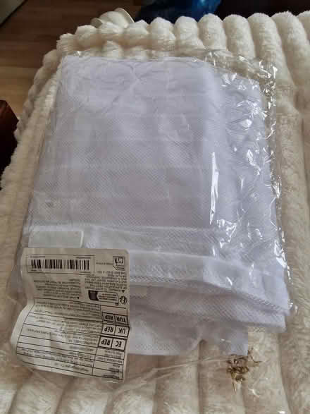 Photo of free Instant mesh door guard (SW16, norbury) #2