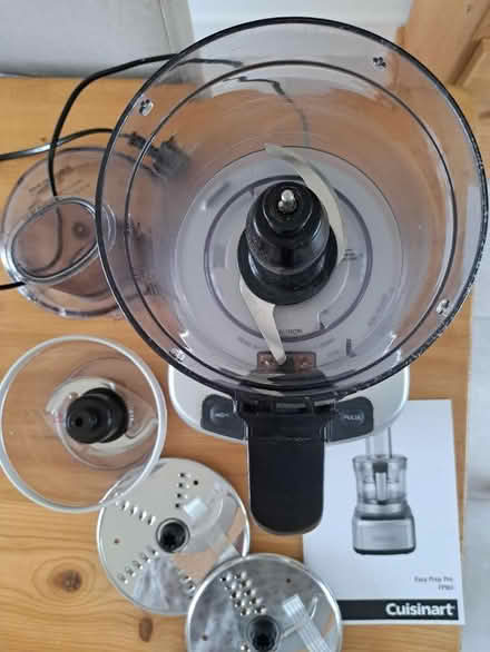Photo of free Cuisinart Easy Prep Pro food processor (Bransgore BH23) #2