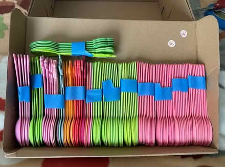 Photo of free 100+ Yogurtland Spoons for Crafts (near the Cupertino Library) #1