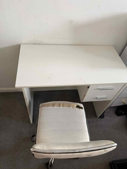 Photo of free Study table and chair (ME2 Strood) #2