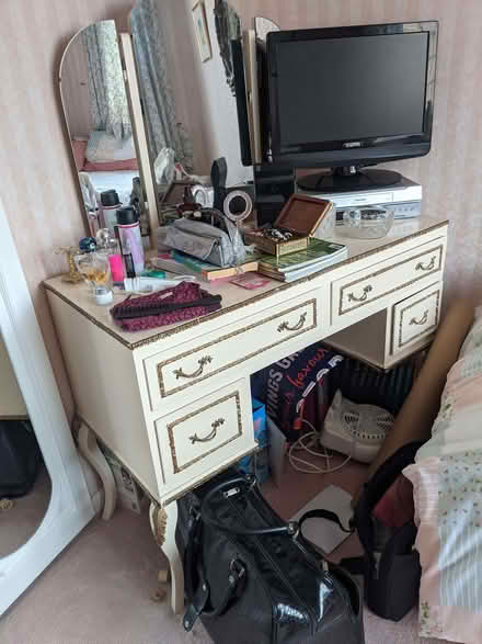 Photo of free Dressing table / desk, drawer units, cream,can take gold off (Mulbarton NR14) #3