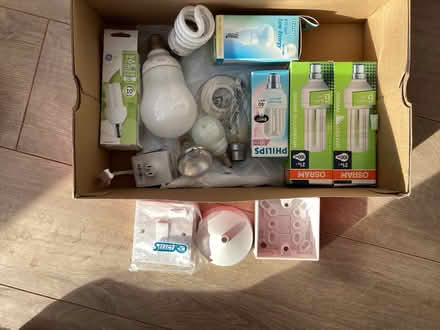 Photo of free Light Bulbs / Electric fittings (Whoberley CV5) #1