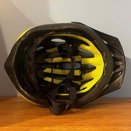 Photo of free Youth Small Bike Helmet Bontrager (Flatlands) #4