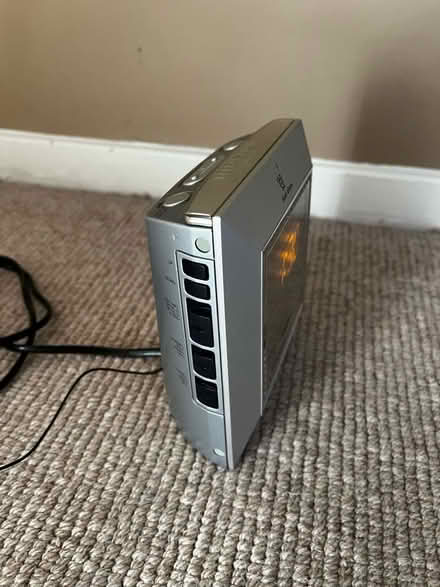 Photo of free Philips elegant clock radio (fully working) (Bampton OX18) #3