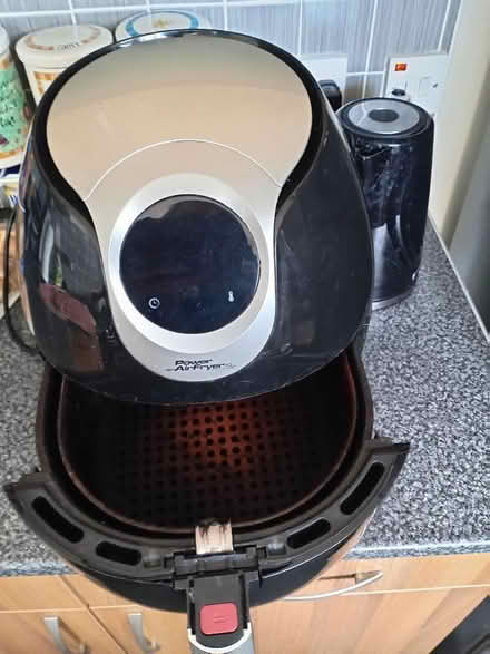 Photo of free Air Fryer (Odd Down) #2