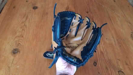 Photo of free Baseball Mitt (Cramond EH4) #2