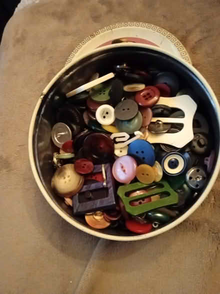 Photo of free Tin assorted buttons/buckles (Shelton Lock,) #1