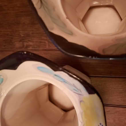 Photo of free Vintage Arthur Wood vases (Witton le Wear DL15) #3