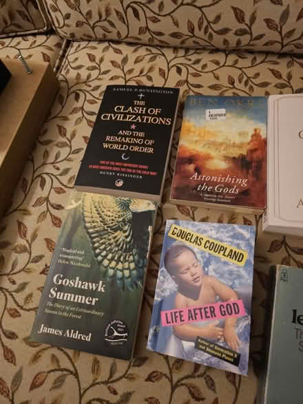 Photo of free books Redhill RH1 5AL (Earlswood RH1) #3