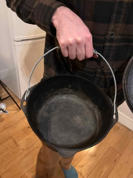 Photo of free Big heavy pot (West Hampstead NW2) #4