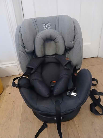 Photo of free Car seat baby to age 5 (Mirfield) #3