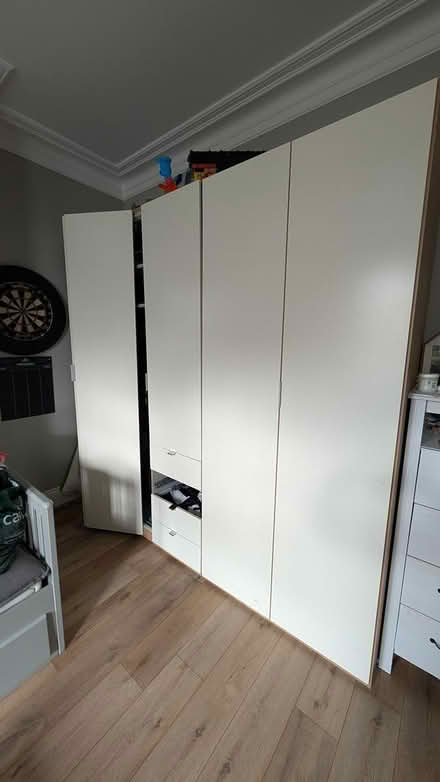 Photo of free 250cm wide sliding door wardrobe (LS29 6FD) #3