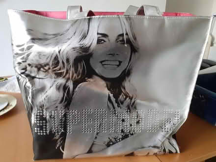 Photo of free Victoria's Secret bag (Marston, Oxford OX3) #1