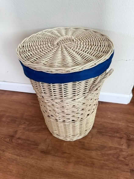 Photo of free Laundry basket hamper (Rancho Rinconada, Cupertino) #1