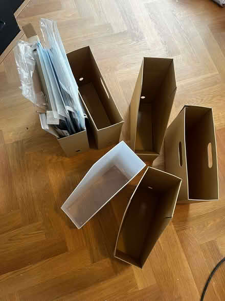 Photo of free office supplies of arch lever files, ring binders etc (Holland Park W11) #3