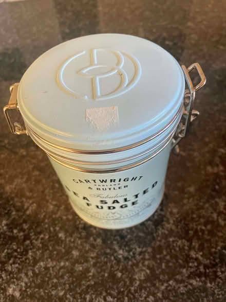 Photo of free Useful tin with clips (GU14) #2