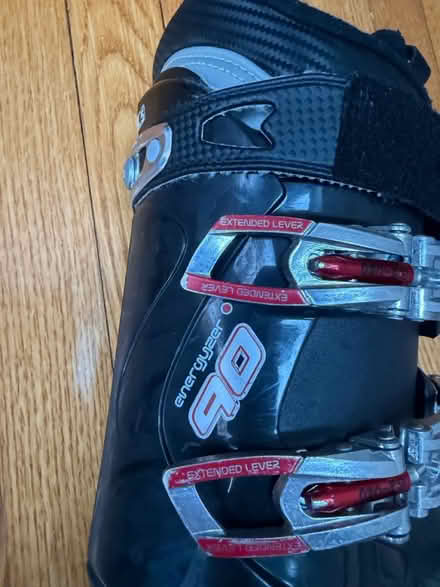 Photo of free Salomon Men’s 8.5-9, Ski Boot (Near Wootton High School) #4