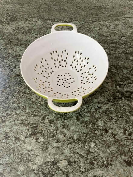 Photo of free Small colander (BR3) #1