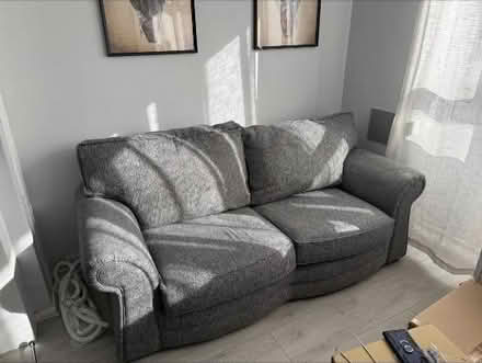 Photo of free Sofa (Sw11 4 RH) #1