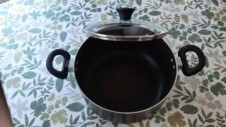 Photo of free Stockpot (Vyne Road, Basingstoke, RG21) #1