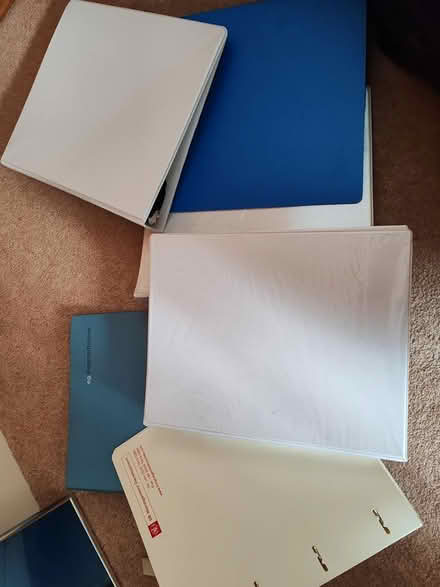 Photo of free A4 binders (Hamstreet TN26) #1