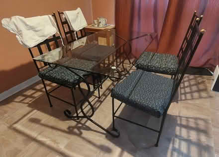 Photo of free Glass Dining Table and Chairs (Cambuslang G72) #1