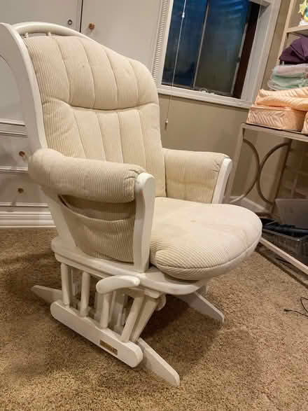 Photo of free Nursery Glider Chair and Ottoman (Kildeer, IL) #1