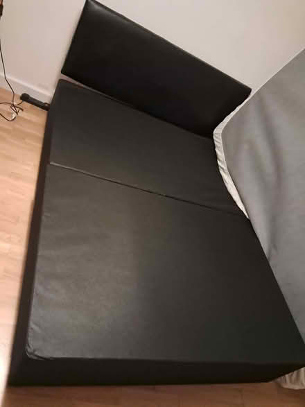 Photo of free Divan bed base, UK double (Upper Holloway N19) #3