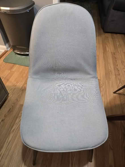 Photo of free Kitchen Table (Huntington) #4