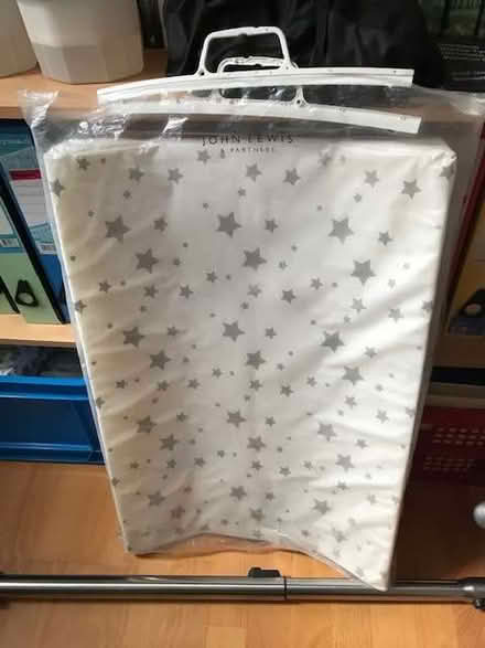 Photo of free changing mat (Grove OX12) #1