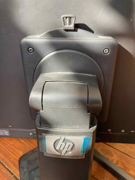 Photo of free Computer Monitor - 24 Inch - hp (Iffley OX4) #1