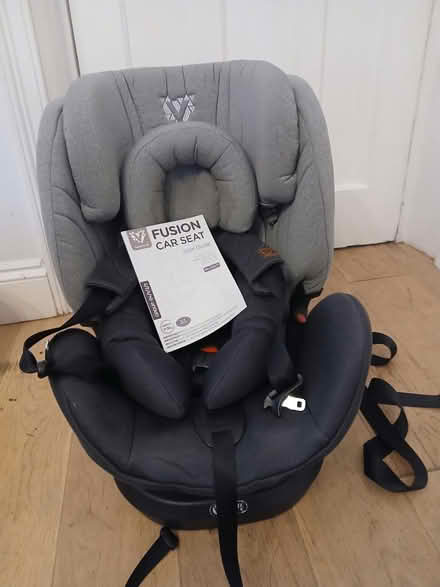 Photo of free Car seat baby to age 5 (Mirfield) #2