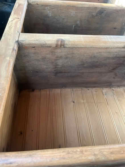 Photo of free Old pine bookcase (Bursledon SO31) #4