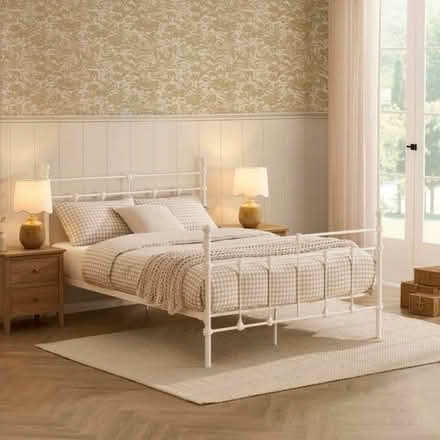 Photo of King Size Bed Frame (Radcliffe M26) #2